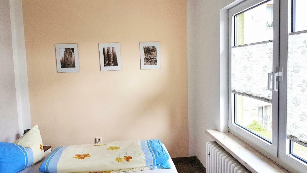 Monis Gemuetliche Ferienwohnungen Suhl Kültér fotó